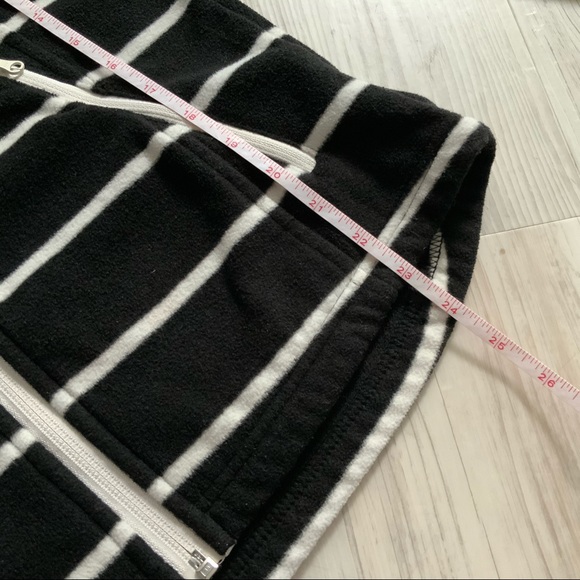 Nautica Black & White Fleece Jacket Small - Picture 5 of 6